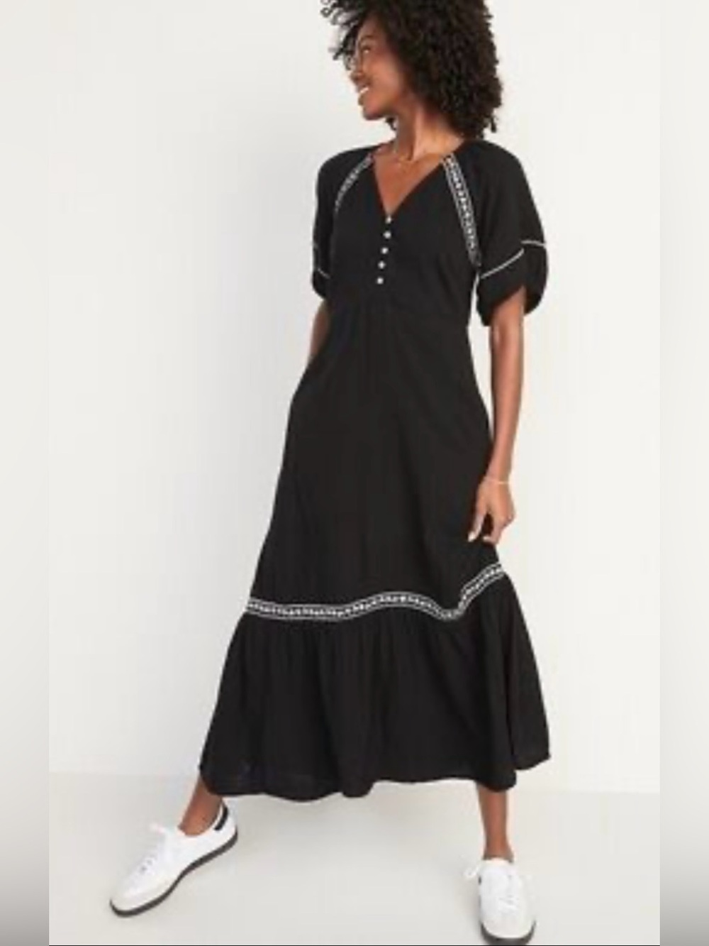 Black & White Embrodiered Crinkle-Crepe Maxi Swing Dress Size Medium Tall